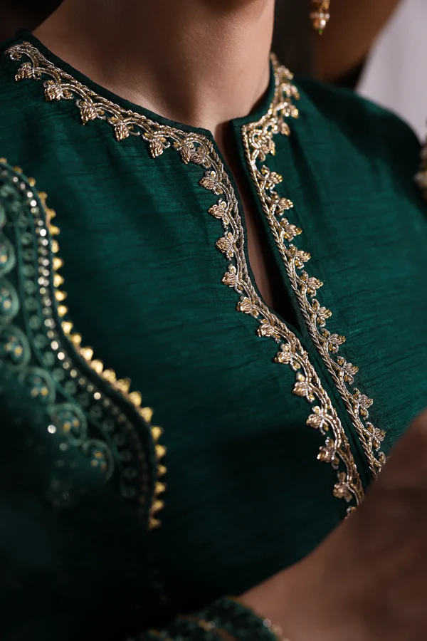 EMERALD GREEN LUXURY (NPA3-25436) - Image 3