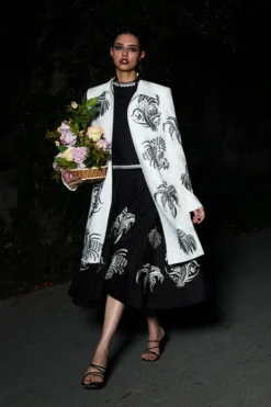 Alternative view of Nanak