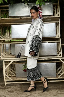 Alternative view of Ayai