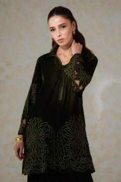 Alternative view of Olive Mirage