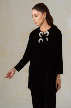 Alternative view of Alaya Set