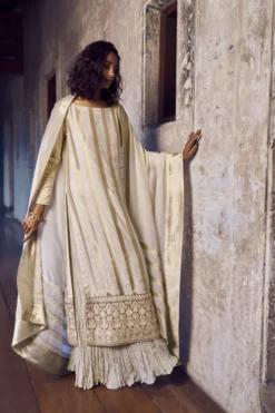 Alternative view of Aw-01