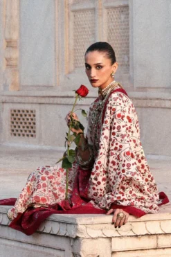 Alternative view of Ivoria