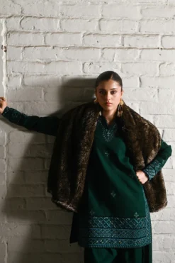 Alternative view of Emerald Green (NPA2-25317)