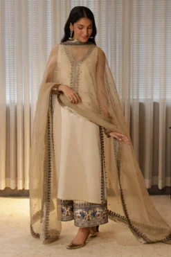 Alternative view of Ivory Outfit