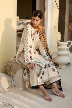 Alternative view of Layla