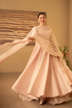 Alternative view of Mirari