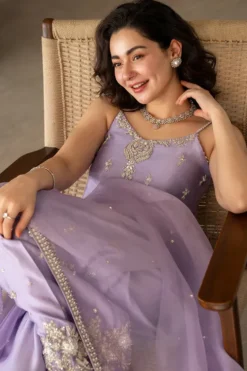 Alternative view of Renee