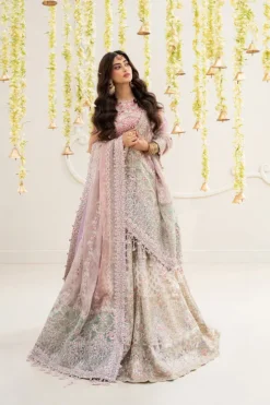 Alternative view of Suzan