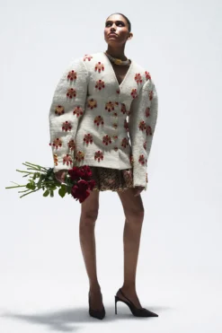 Alternative view of Archara