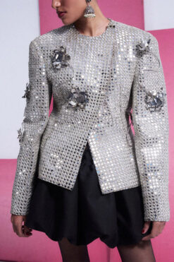 Alternative view of Auralith