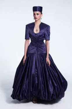 Alternative view of Liliana