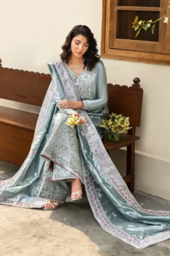 Alternative view of Nissa