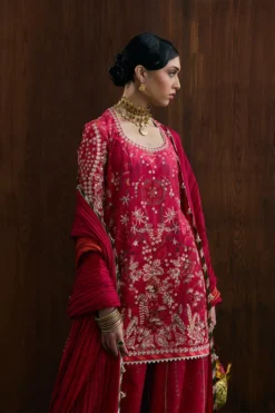 Alternative view of Ryelle