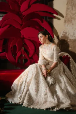 Alternative view of Ishani