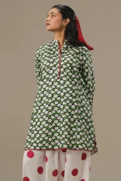 Alternative view of Day Crush