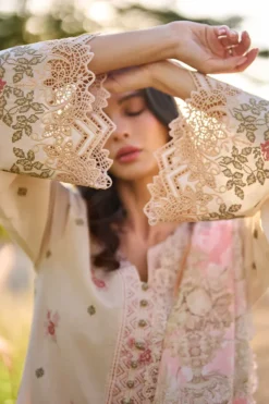 Alternative view of Elara