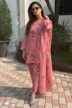 Coral Paisley Fusion