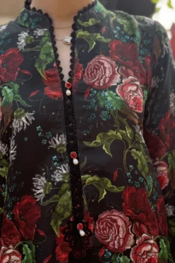 Alternative view of Midnight Rose