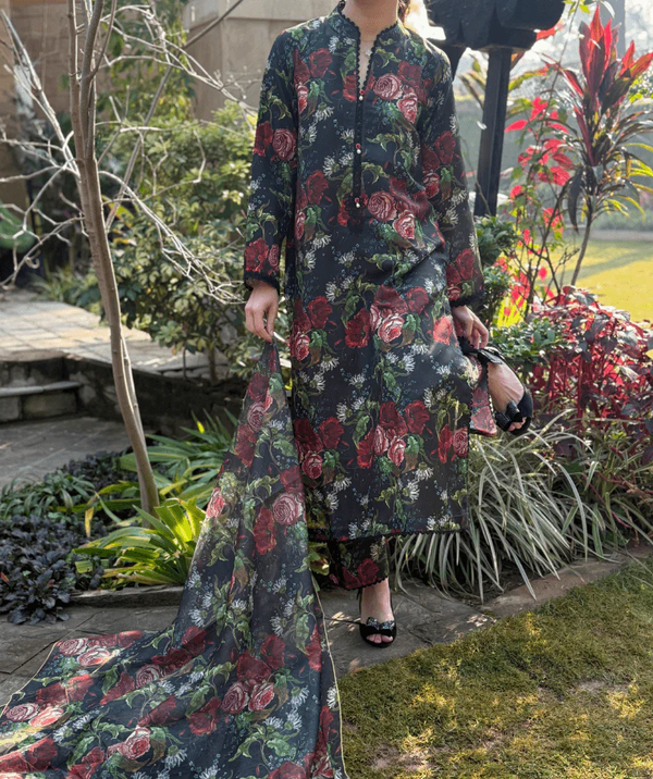 Midnight Rose - Image 3