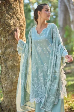 Alternative view of Islia