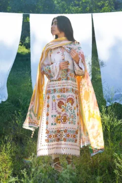 Alternative view of Mayil (B)