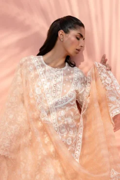 Alternative view of Nessa (B)