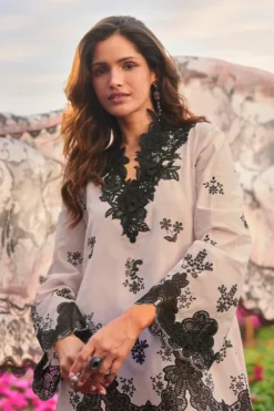 Alternative view of Nyssa