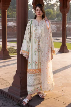 Sun-kissed Letter-D9A