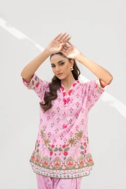 Alternative view of Pink Pop