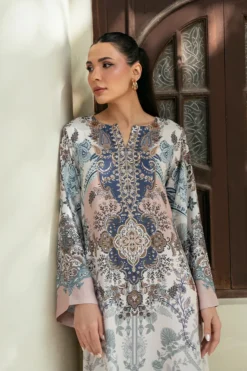 Alternative view of Nia