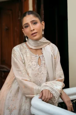 Alternative view of Ziva