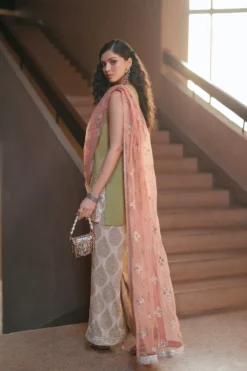 Alternative view of E1047/104/126