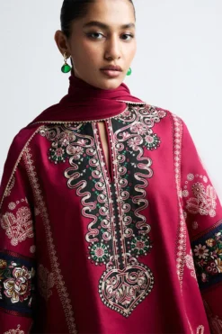 Alternative view of Juhi