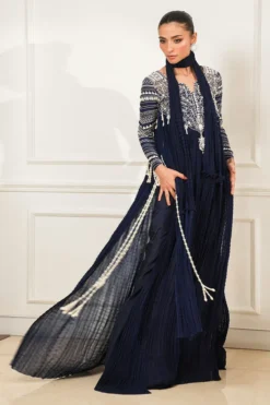 Alternative view of Salomi Blue