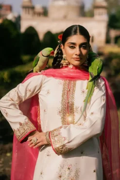 Alternative view of Bayaan