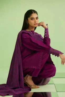 Alternative view of Aine Full Set