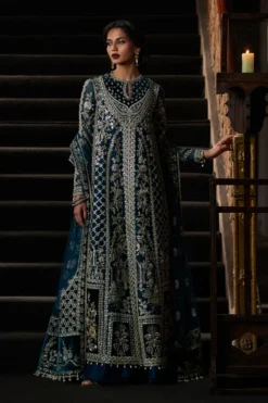 Alternative view of Alira