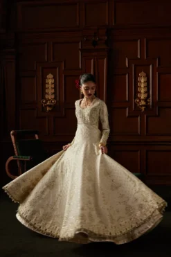 Alternative view of Ovia