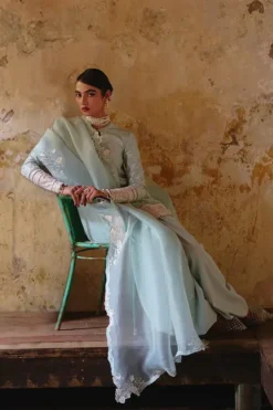 Alternative view of Ourea