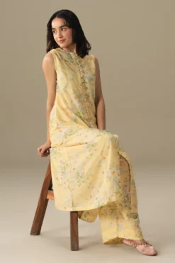 Alternative view of Petal Parade