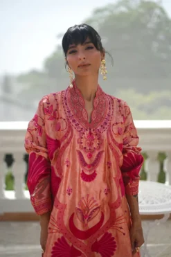 Alternative view of Decant