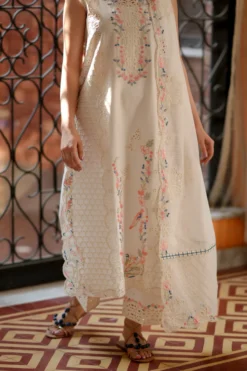 Alternative view of Luma Luxury Embroidered Lawn SET (NEL-26625)