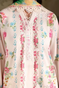 Alternative view of Rafae