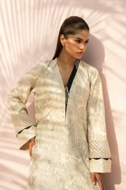 Alternative view of Zaya