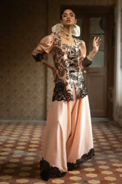 Coral Chantilly