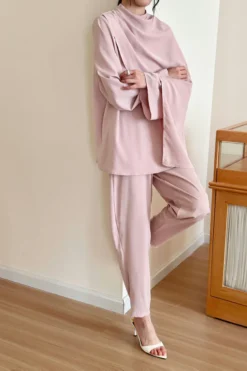 Alternative view of Myra Draped Scarf Set Raspberry | HS-1439