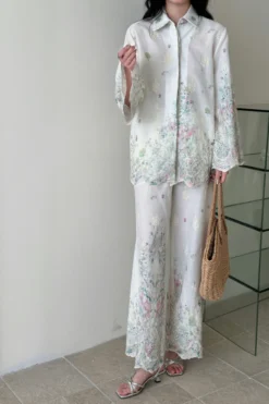 Alternative view of Marbella Embroidered Suit With Floral Details | HS-1470