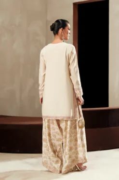 Alternative view of Embroidered Suit - E1114/104/004