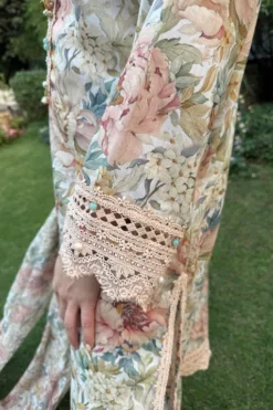 Alternative view of Tea Rose (long Stitched)